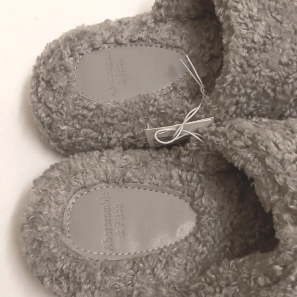 Abercrombie open-toe shepra slippers - Picture 6 of 9